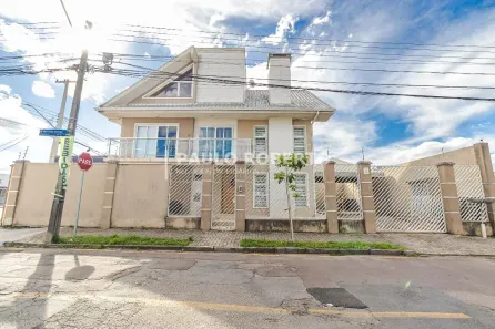 Sobrado com 4 Quartos à venda, 276m² no Capão da Imbuia, Curitiba