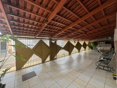 Casa com 3 Quartos à venda, 218m² no Conjunto Romildo Ferreira do Amaral, Goiânia