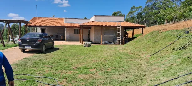 Fazenda/Sítio com 3 Quartos à venda, 210m² no , Paraibuna