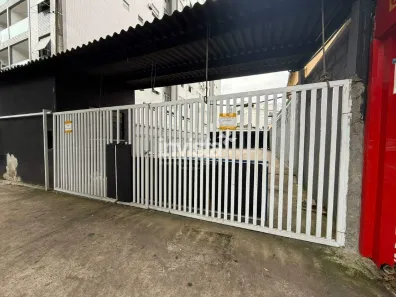 para alugar, 300m² no Gonzaga, Santos