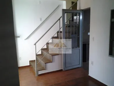 Sobrado com 4 Quartos à venda, 250m² no Presidente Dutra, Ribeirão Preto