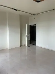 Sala Comercial à venda, 30m² no Centro, Caxias do Sul