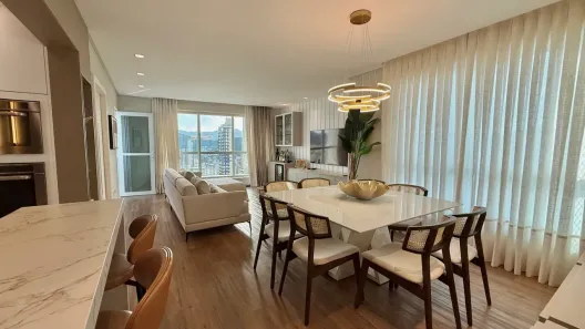 Apartamento com 4 Quartos à venda, 158m² no Pioneiros, Balneário Camboriú
