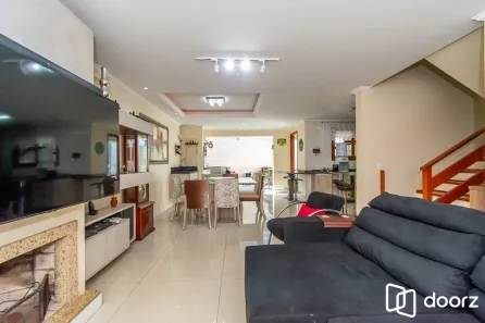 Casa com 3 Quartos à venda, 157m² no Camaquã, Porto Alegre