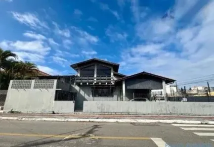 Casa com 4 Quartos à venda, 262m² no Balneário, Florianópolis