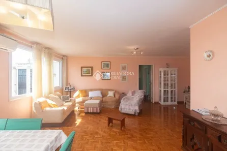 Apartamento com 3 Quartos para alugar, 120m² no Floresta, Porto Alegre