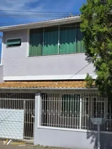 Sobrado com 4 Quartos à venda, 270m² no Sítio Cercado, Curitiba