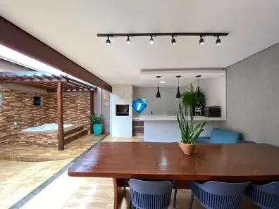 Casa de Condomínio com 3 Quartos à venda, 183m² no Jardim Holanda, Uberlândia