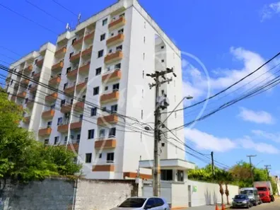 Apartamento com 3 Quartos para alugar, 70m² no Manuel Dias Branco, Fortaleza