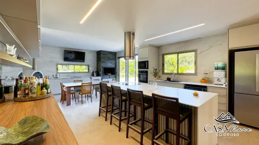 Casa de Condomínio com 3 Quartos à venda, 540m² no Ratones, Florianópolis