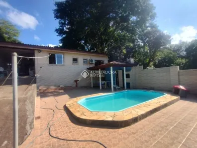 Casa com 2 Quartos à venda, 120m² no Vila Nova, Porto Alegre