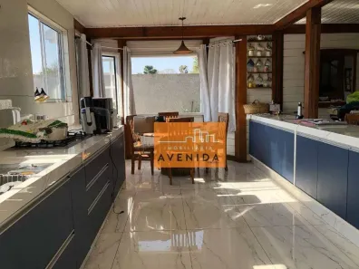 Sobrado com 3 Quartos à venda, 220m² no Nova Veneza, Paulínia
