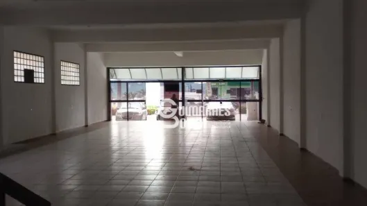 Ponto Comercial para alugar, 402m² no Marambaia, Vinhedo