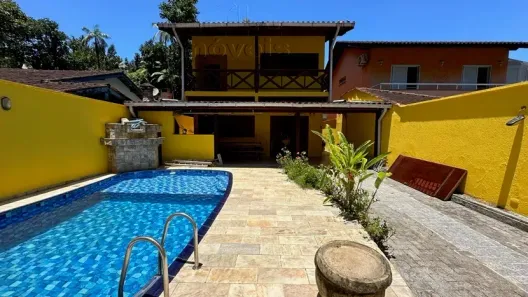 Sobrado com 4 Quartos à venda, 227m² no Boiçucanga, São Sebastião
