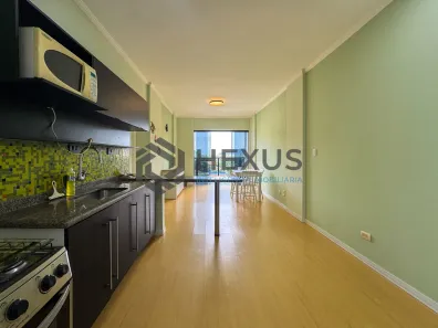 Apartamento com 2 Quartos à venda, 65m² no Jardim Las Palmas, Guarujá
