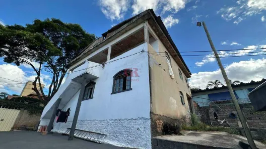 Casa com 2 Quartos à venda, 235m² no Palmeiras, Belo Horizonte