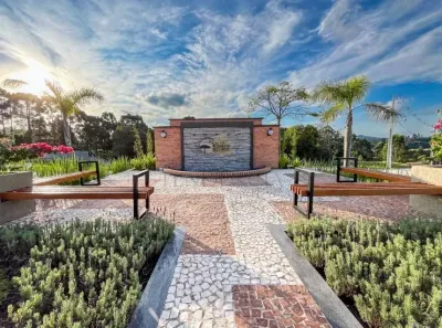 Lote/Terreno à venda, 180m² no Vila Rivabem, Campo Largo