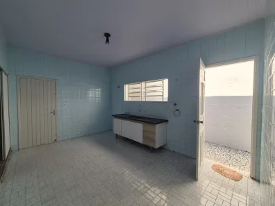 Casa com 2 Quartos para alugar, 117m² no Jardim Bela Vista, Santo André