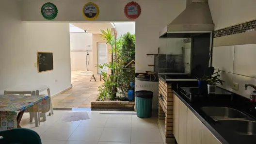Casa com 4 Quartos à venda, 250m² no Portal dos Pássaros II, Boituva