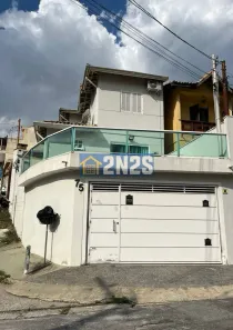 Sobrado com 2 Quartos à venda, 73m² no Jardim Maria Rosa, Taboão da Serra