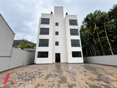 Apartamento com 2 Quartos à venda, 60m² no Poço Fundo, Brusque