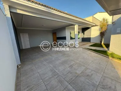 Casa com 3 Quartos à venda, 210m² no Jardim Patrícia, Uberlândia