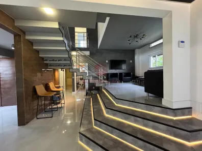 Casa com 4 Quartos à venda, 237m² no Jurerê, Florianópolis