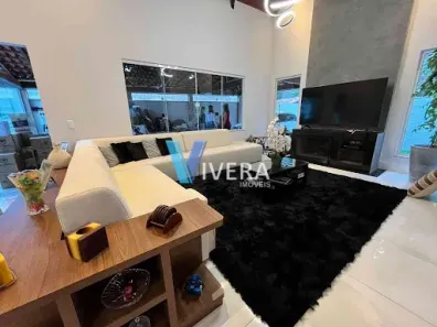 Casa com 4 Quartos à venda, 232m² no Barra do Imbuí, Teresópolis