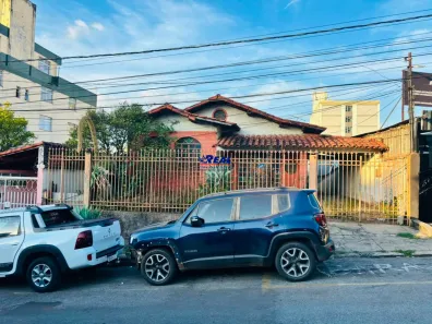 Casa com 4 Quartos à venda, 245m² no Cinquentenário, Belo Horizonte