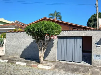 Casa com 3 Quartos à venda, 147m² no Jardim Boa Vista, Pindamonhangaba