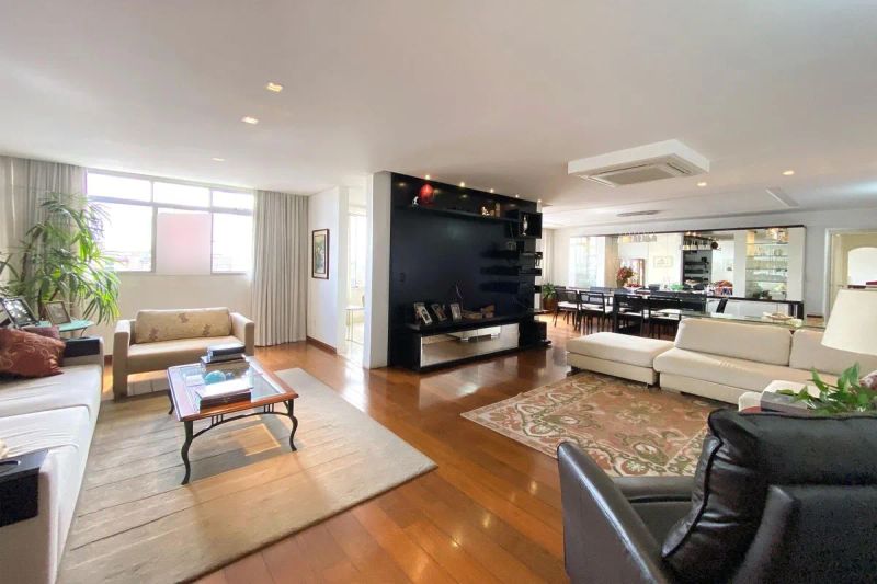 Apartamento com 4 quartos — Santo Agostinho, Belo Horizonte