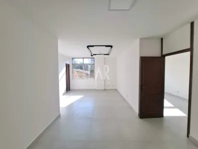 Sala Comercial à venda, 83m² no Funcionários, Belo Horizonte