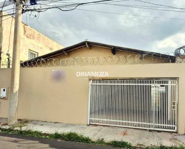 Casa com 3 Quartos à venda, 140m² no Vila Militar, Uberaba