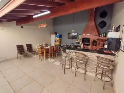 Casa com 2 Quartos para alugar, 90m² no Jardim Boer II, Americana