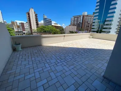 Apartamento com 2 Quartos à venda, 76m² no Centro, Florianópolis