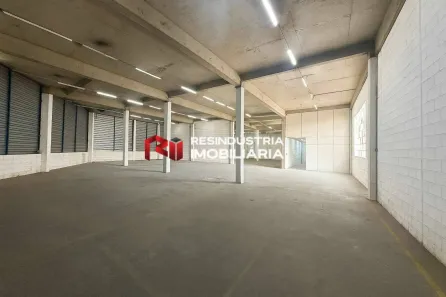 Galpão/Depósito/Armazém para alugar, 800m² no Lapa, São Paulo