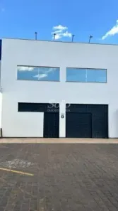 Sala Comercial para alugar, 550m² no Santa Rosa, Uberlândia