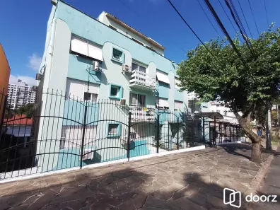Apartamento com 2 Quartos à venda, 74m² no Jardim do Salso, Porto Alegre