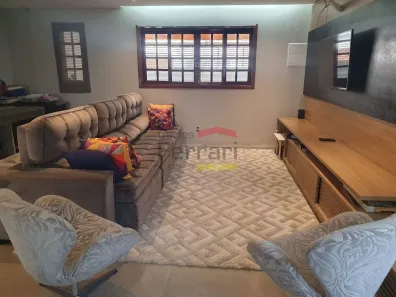 Sobrado com 6 Quartos à venda, 240m² no Bortolândia, São Paulo