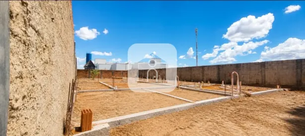 Lote/Terreno à venda, 420m² no Brasília, Araguari