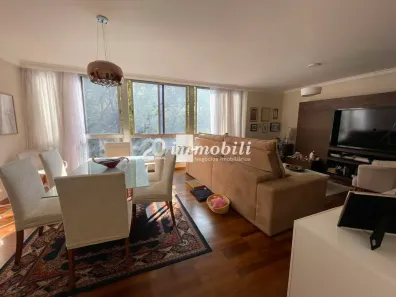 Apartamento com 3 Quartos para alugar, 143m² no Santa Cecília, São Paulo
