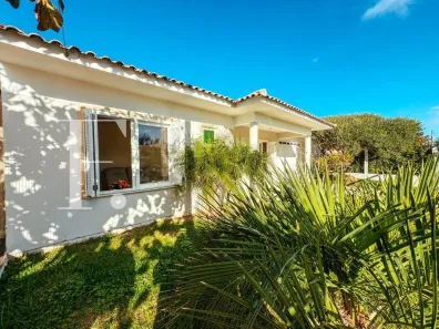 Casa com 3 Quartos à venda, 131m² no XANGRI-LÁ, Xangri-lá