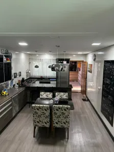 Sobrado com 3 Quartos à venda, 203m² no Vila Assunção, Santo André