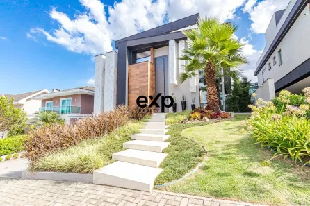 Casa de Condomínio com 3 Quartos à venda, 350m² no Pineville, Pinhais