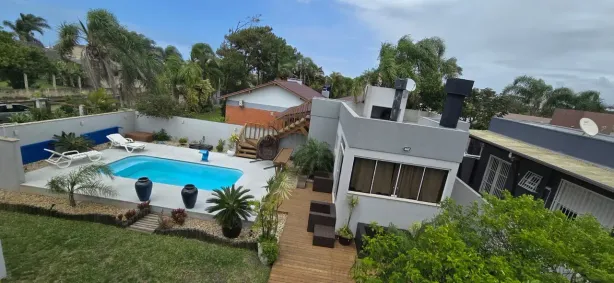 Sobrado com 3 Quartos à venda, 222m² no XANGRI-LÁ, Xangri-lá