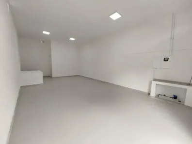 Ponto Comercial para alugar, 77m² no Mirandópolis, São Paulo