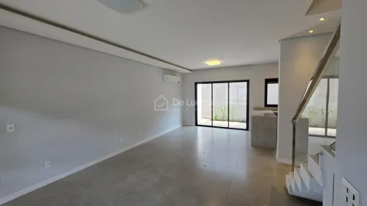 Casa de Condomínio com 3 Quartos para alugar, 150m² no Parque Taquaral, Campinas
