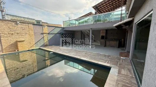 Casa com 3 Quartos à venda, 180m² no Vila São João, São João de Meriti