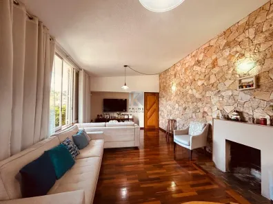 Casa com 4 Quartos à venda, 199m² no Tijuca, Teresópolis