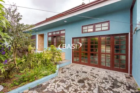 Casa com 9 Quartos à venda, 254m² no Capão Raso, Curitiba